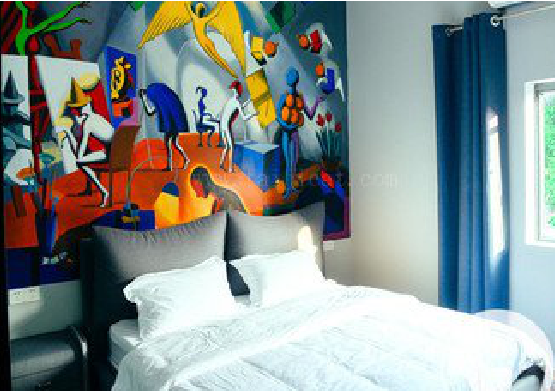 紫云对于酒店的墙体彩绘而言更注重哪些方面？