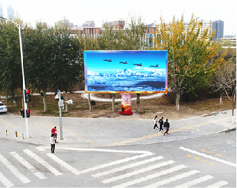 紫云户外大屏广告投放要点。